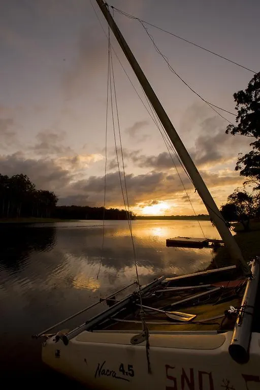 The Lake House Holiday home Yungaburra
